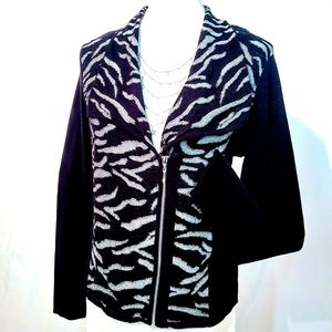 🔥❣️NWT! CHICO'S BLACK/SILVER TIGER PRINT SWEATER❣️🔥